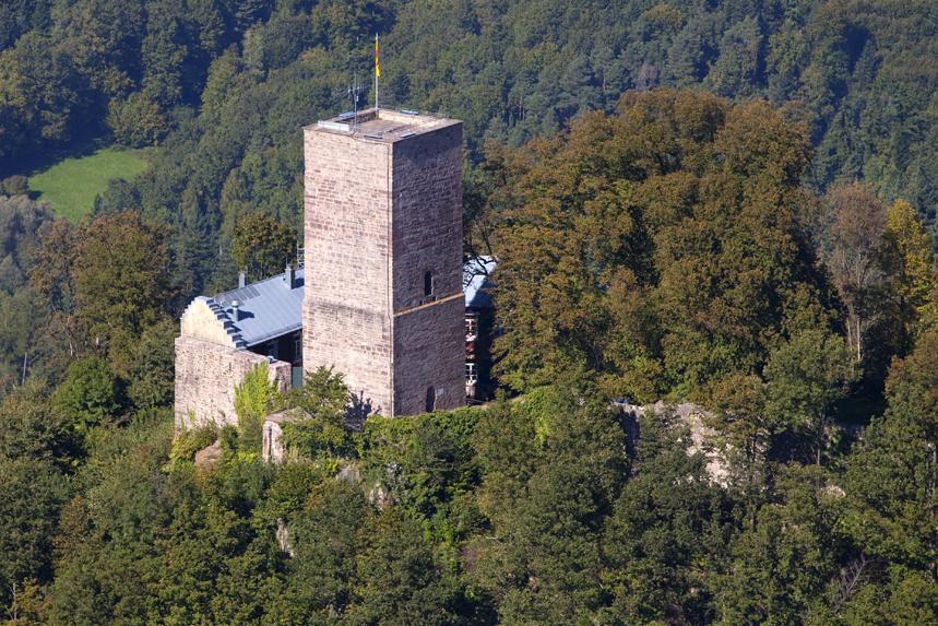 Luftaufnahme der Yburg