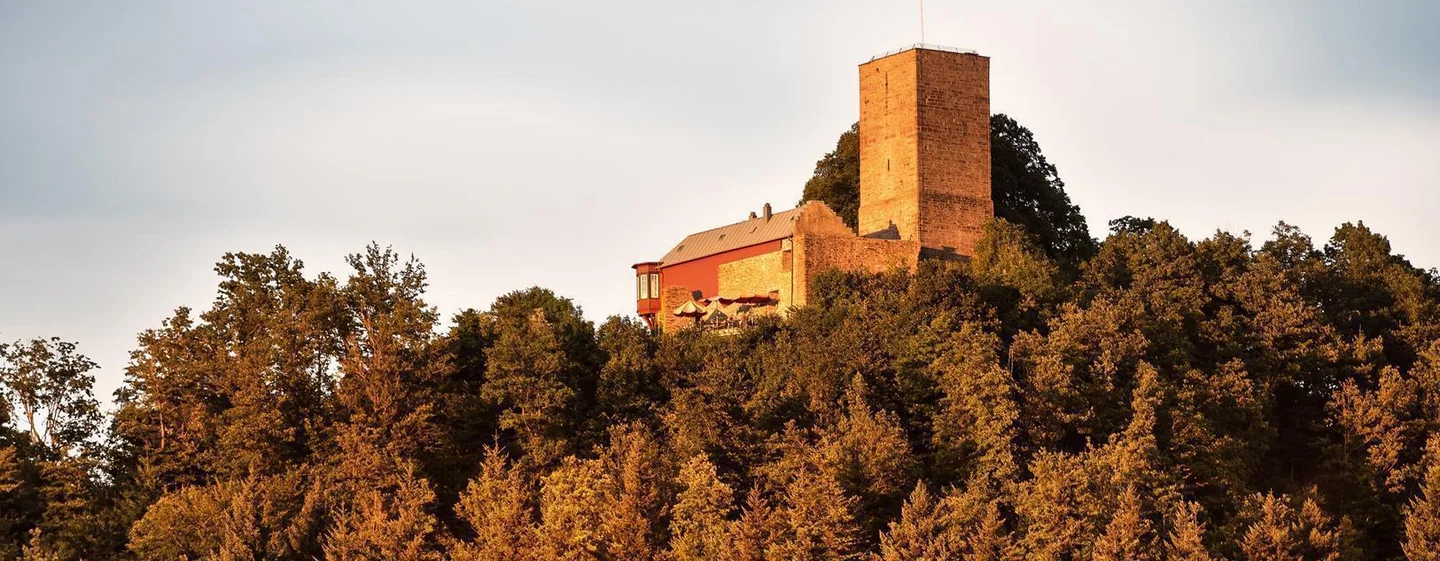 Photo: Staatliche Schlösser und Gärten Baden-Württemberg, Günther Bayerl Yburg Castle